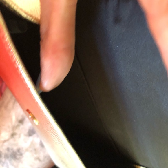 2 Victoria Secret Purses - Picture 6 of 8